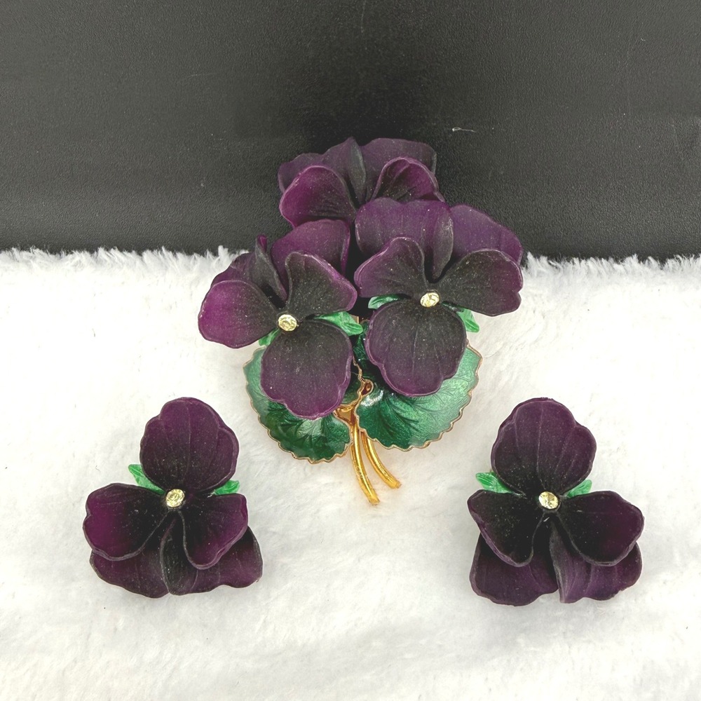 Vintage West Germany Brooch Clip On‎ Earrings Set Purple Pansy Flower